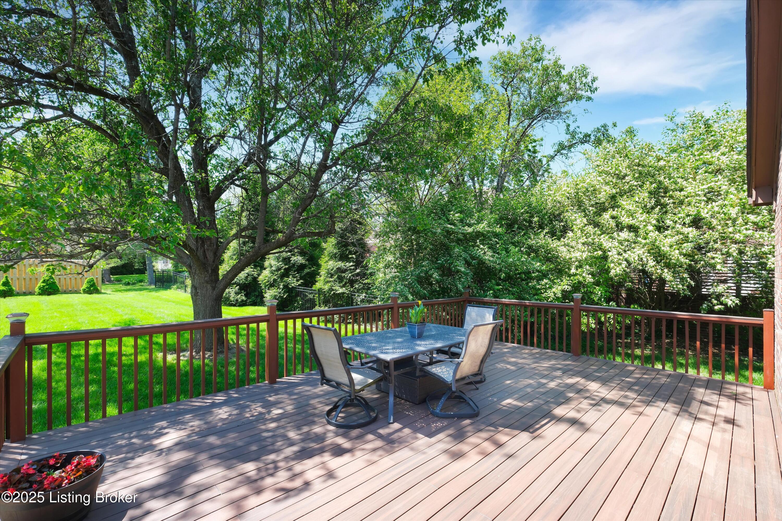 418 Glensford Dr, Louisville, Kentucky image 42