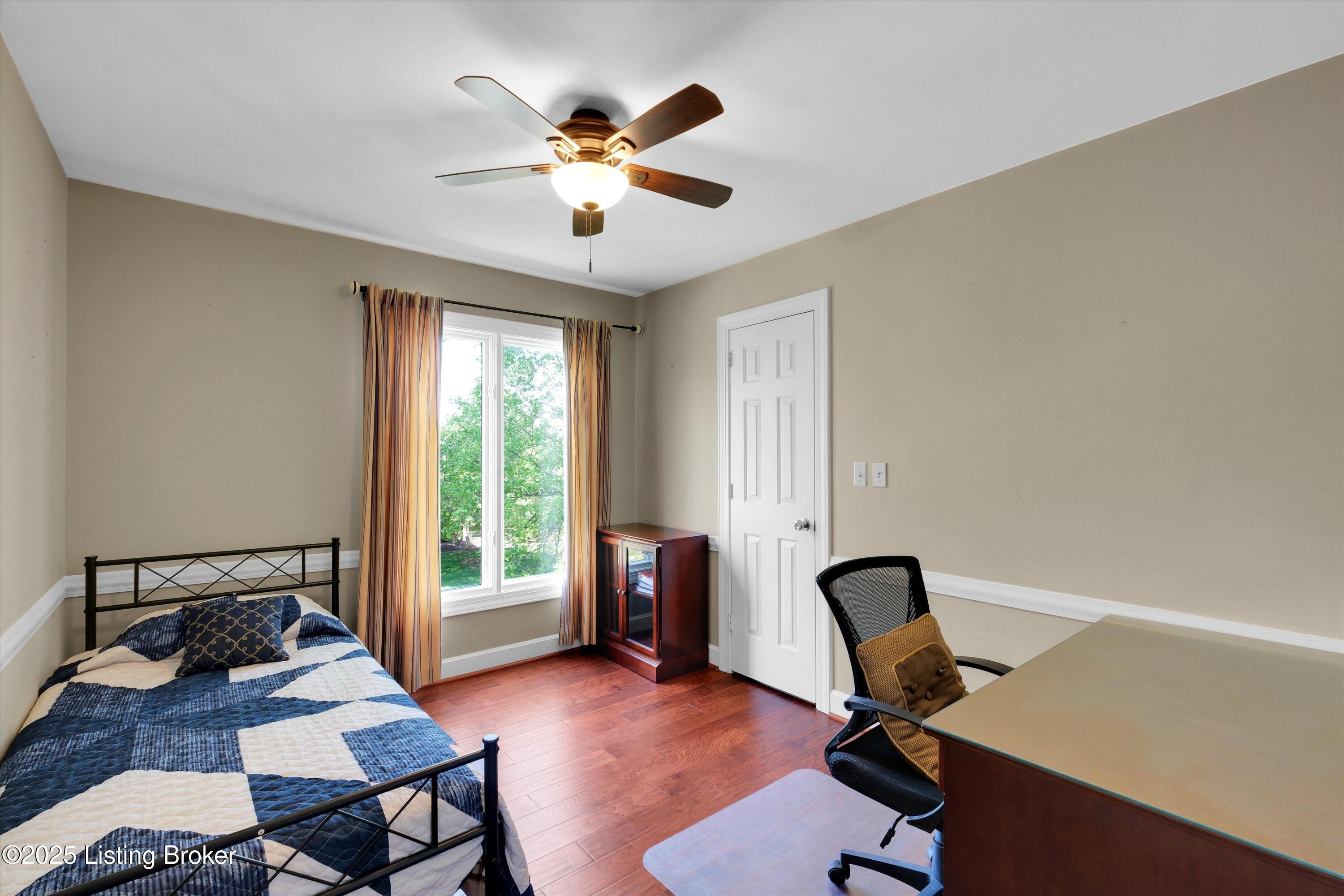 418 Glensford Dr, Louisville, Kentucky image 29