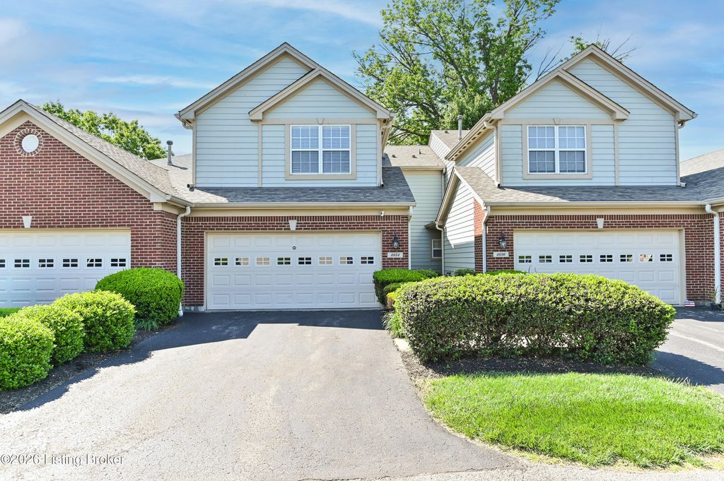 Photo of 4934 Merton Square, Louisville, KY 40241 (MLS # 1716913)