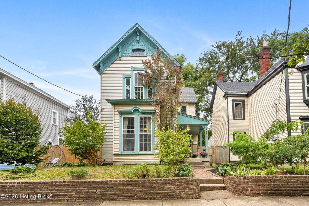 Photo of 1421 Morton Ave, Louisville, KY 40204 (MLS # 1730148)