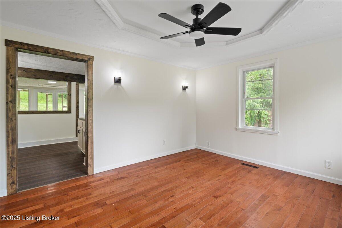 10711 Jefferson Hill Rd, Fairdale, Kentucky image 3