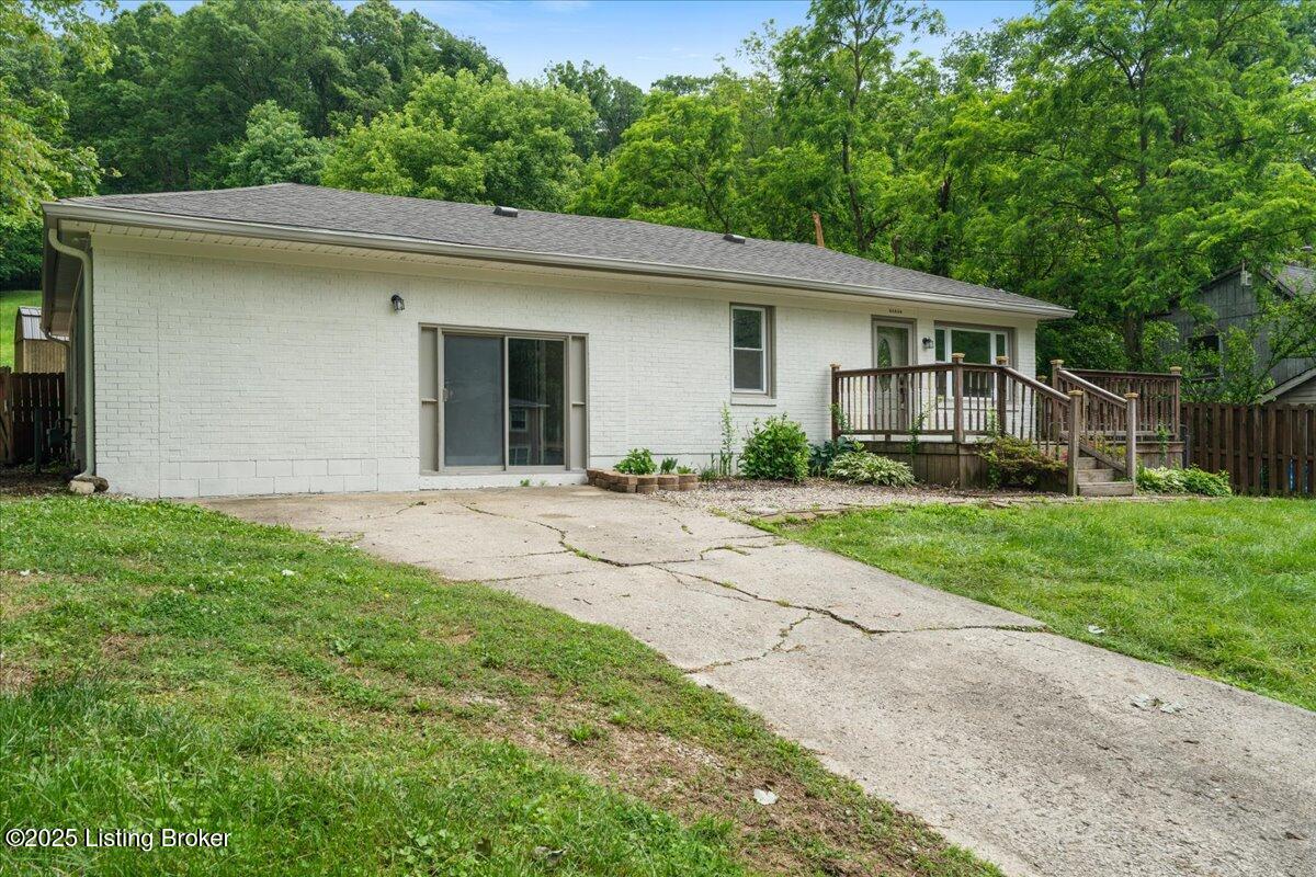 10711 Jefferson Hill Rd, Fairdale, Kentucky image 2