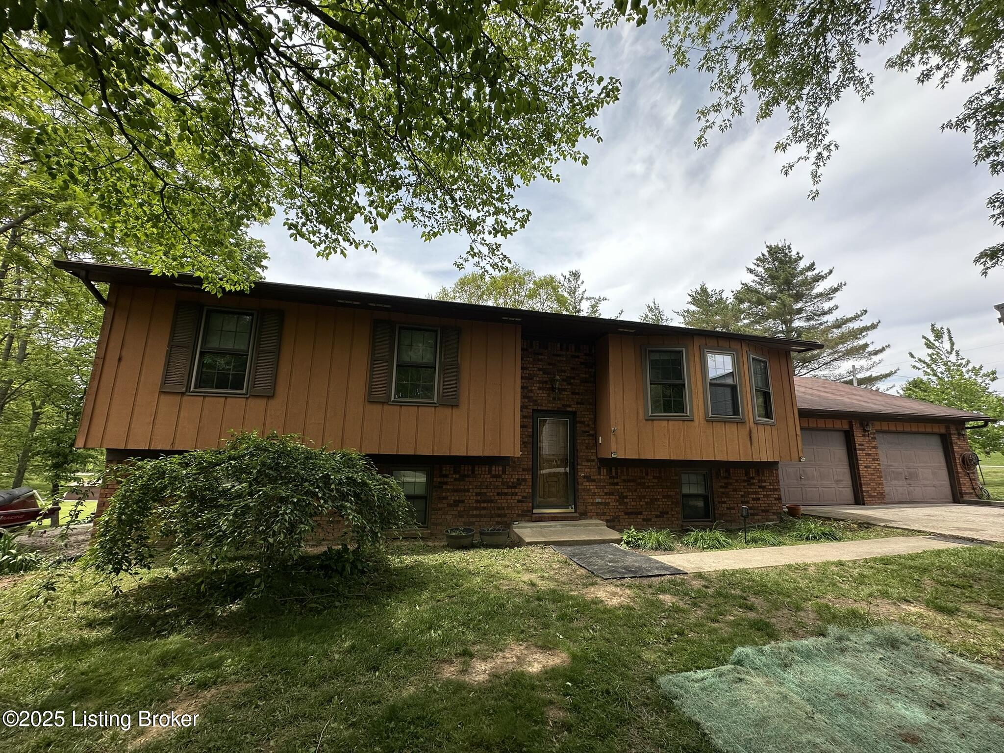 15 Oakwood Dr, Brandenburg, Pennsylvania image 1