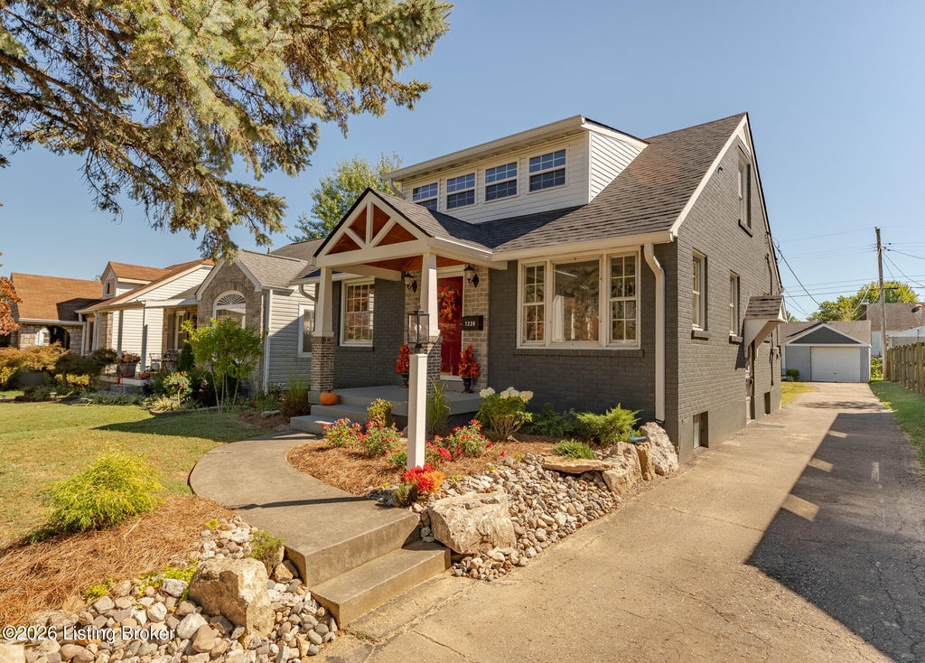 Photo of 1228 Bourbon Ave, Louisville, KY 40213 (MLS # 1731169)