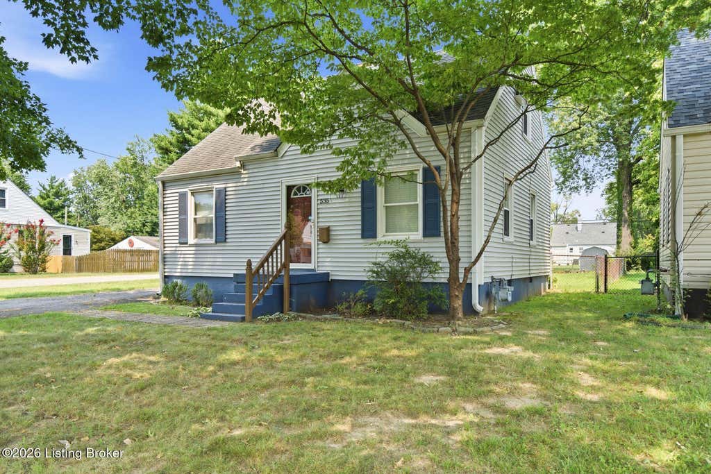 Photo of 535 Harris Pl, Louisville, KY 40222 (MLS # 1726340)