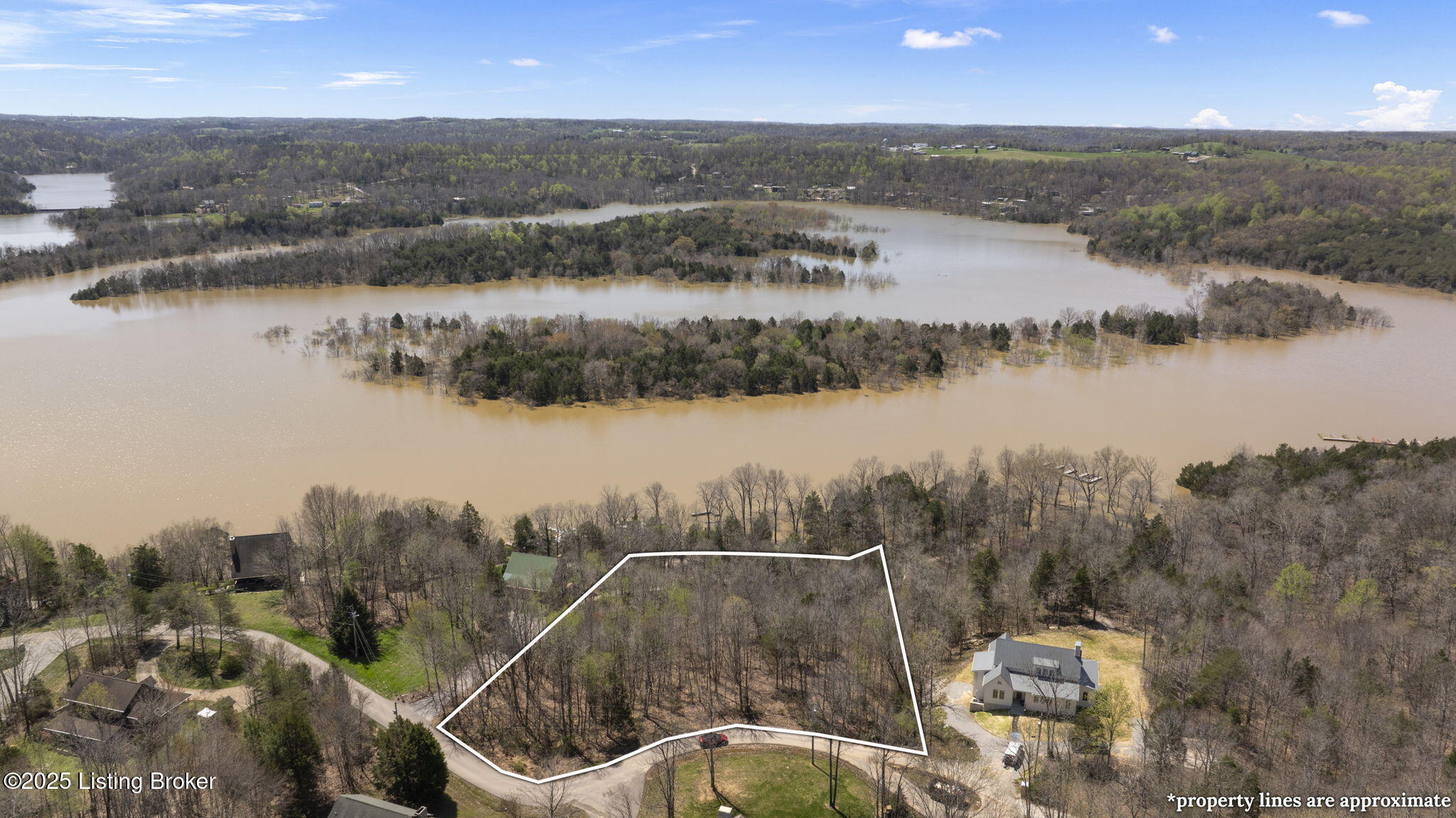 573 Hideaway Cir, Cub Run, Kentucky image 1