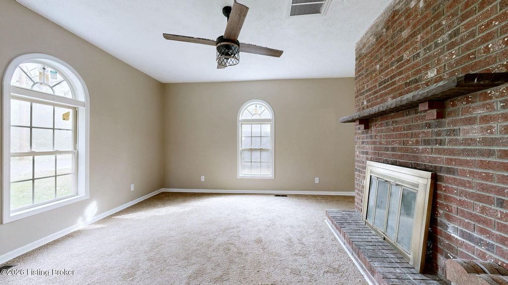 Photo of 106 Riddle St, Nicholasville, KY 40356 (MLS # 1713046)