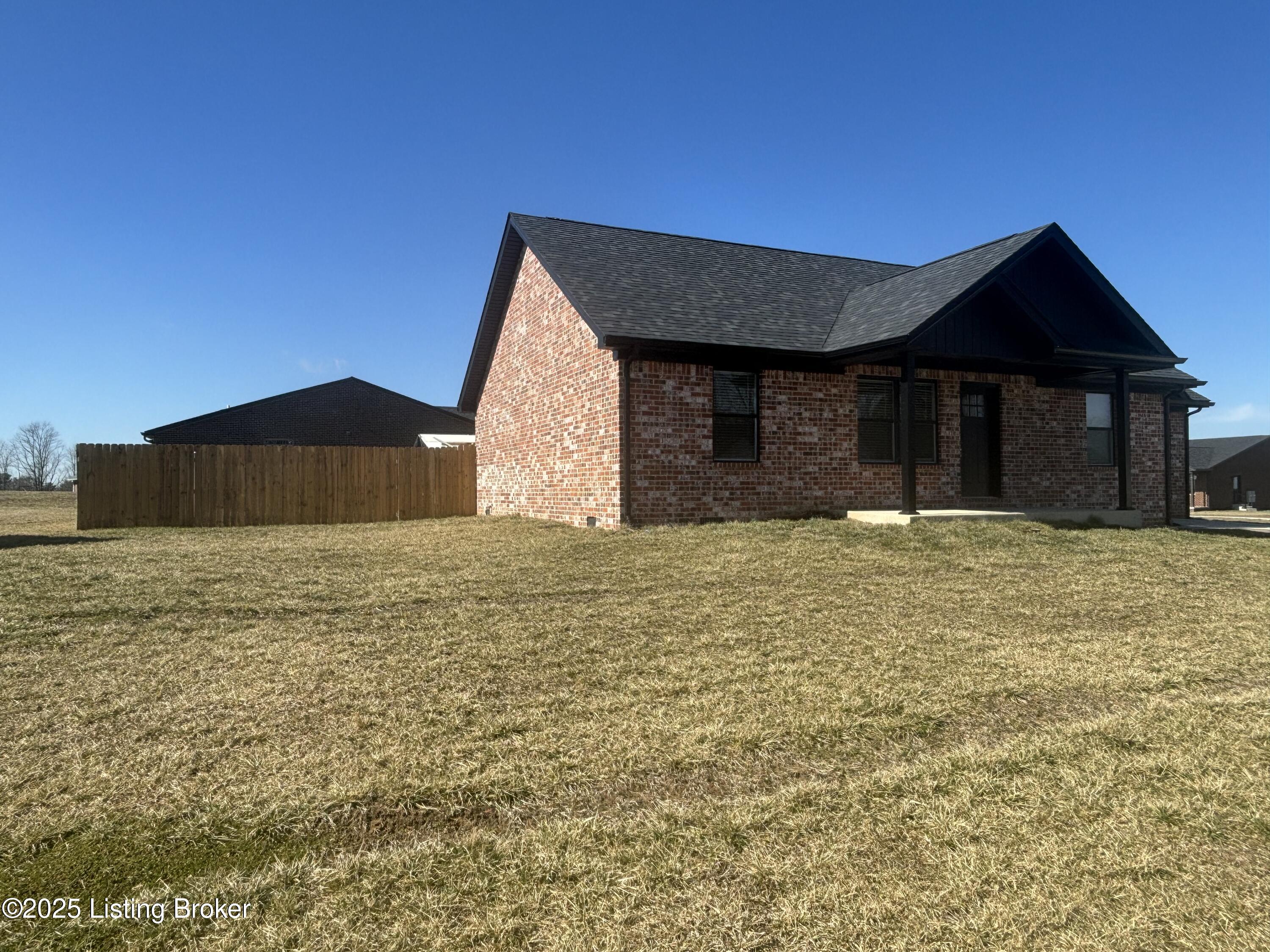 162 Parkers Loop, Hodgenville, Kentucky image 4