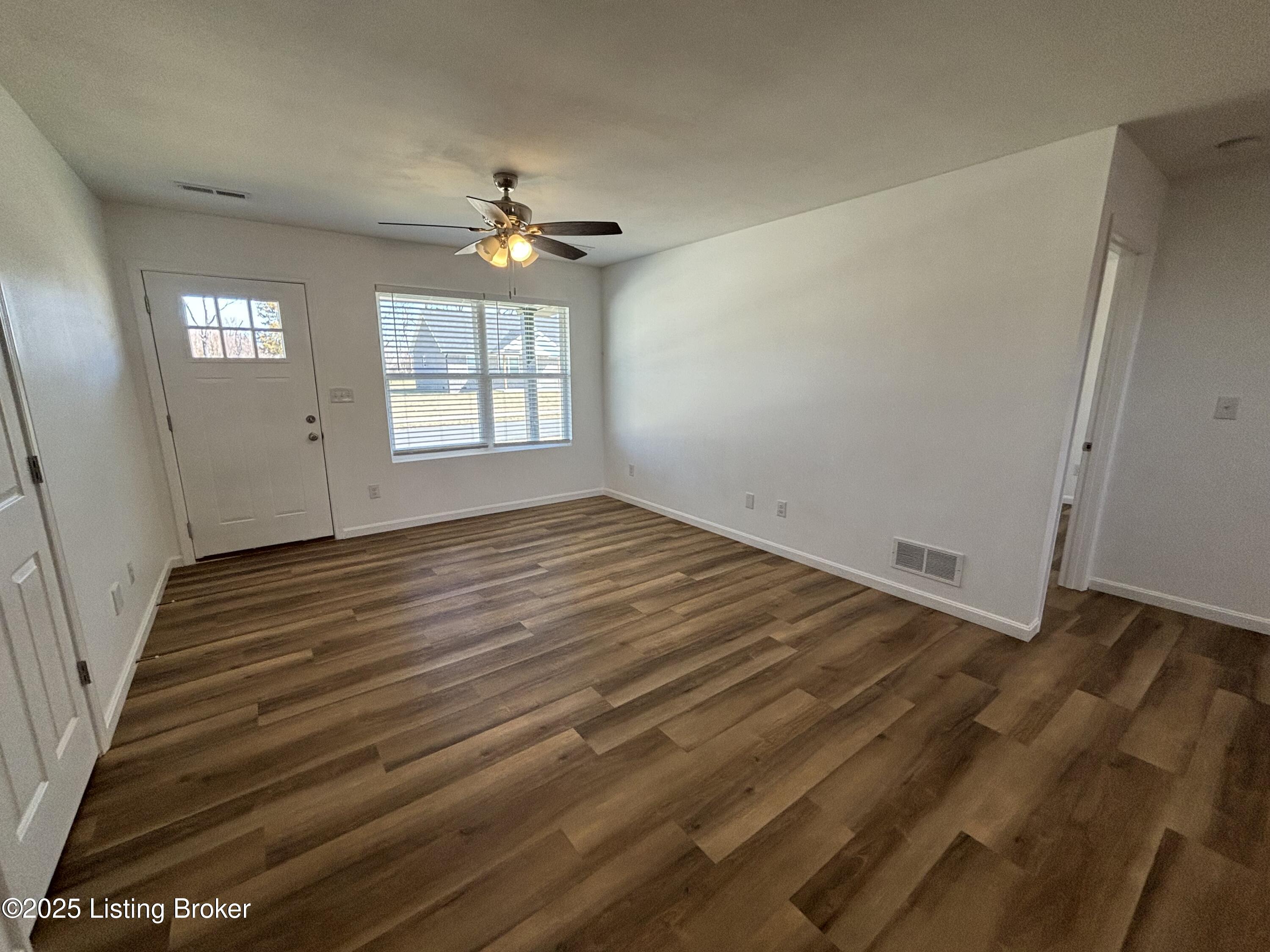 162 Parkers Loop, Hodgenville, Kentucky image 5