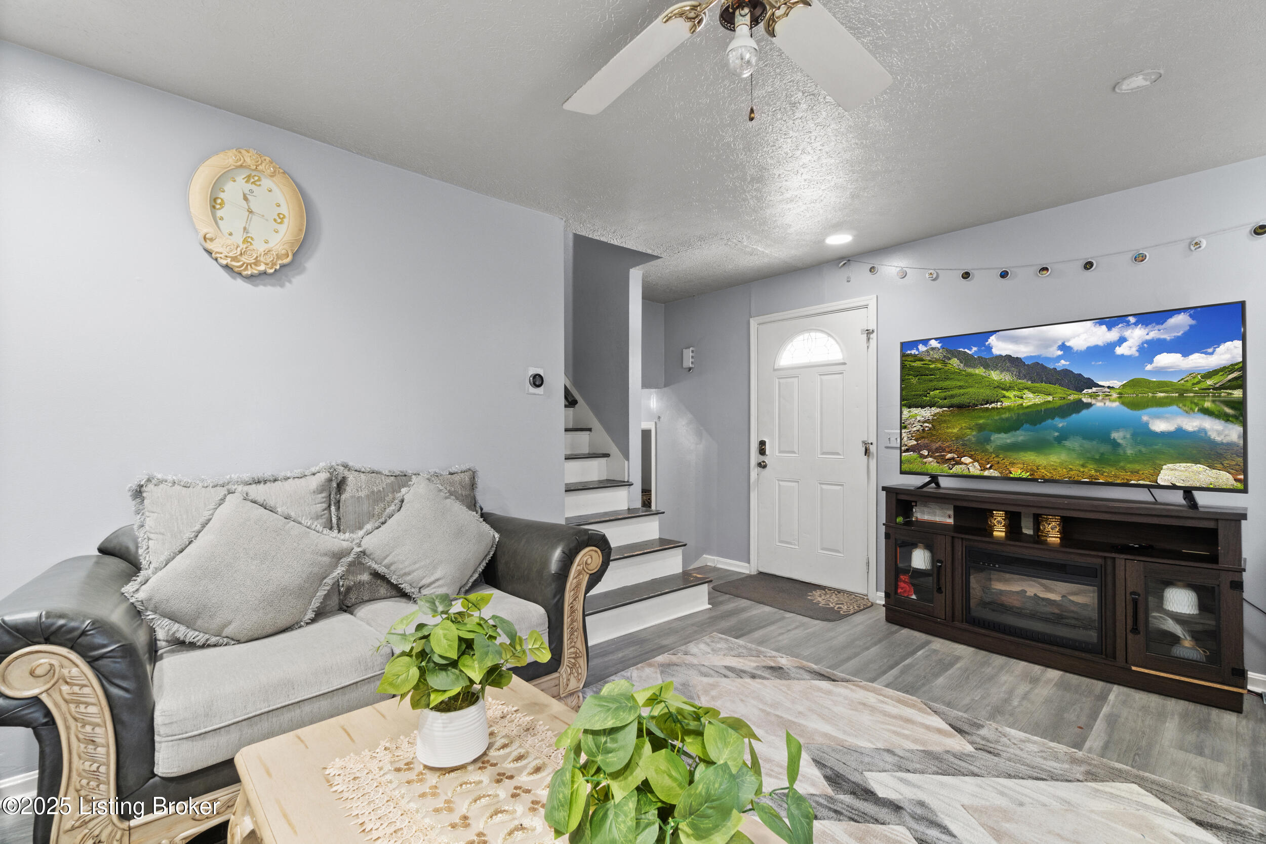 1626 Haskin Ave, Louisville, Pennsylvania image 4