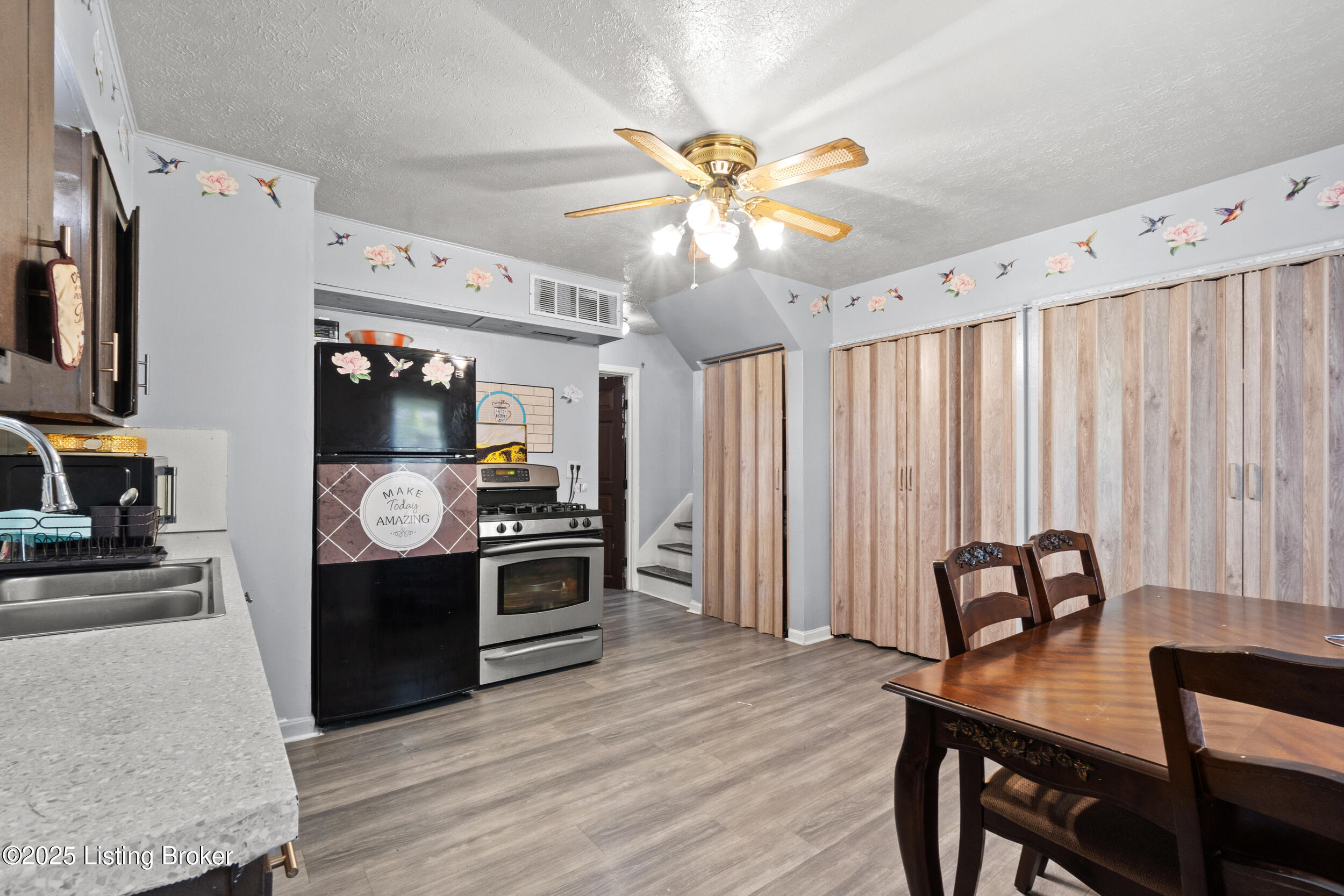 1626 Haskin Ave, Louisville, Pennsylvania image 7