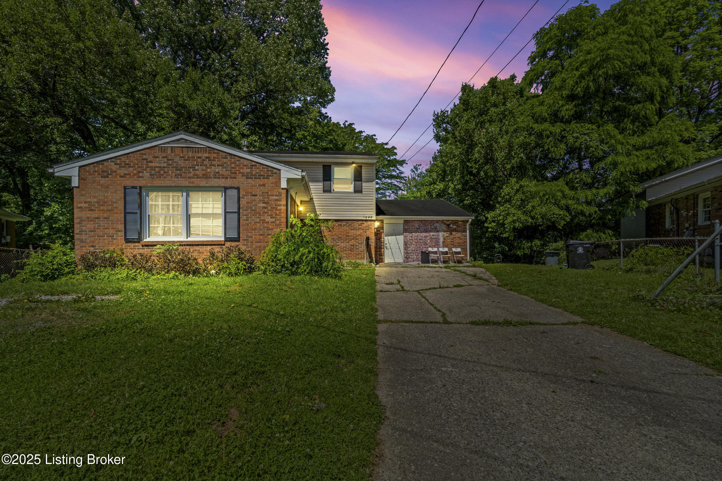 1626 Haskin Ave, Louisville, Pennsylvania image 2