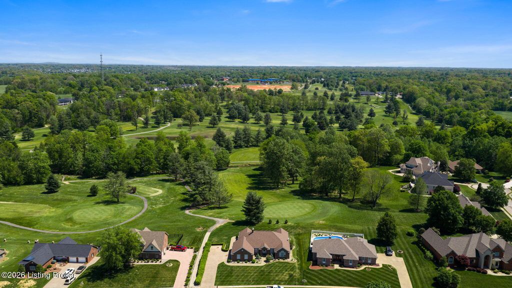 Photo of 557 Saint Andrews Dr, Vine Grove, KY 40175 (MLS # 1716089)