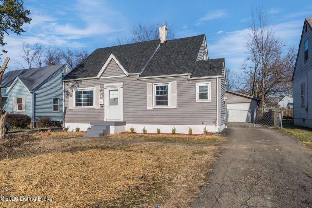 Photo of 517 Harris Pl, Louisville, KY 40222 (MLS # 1707649)