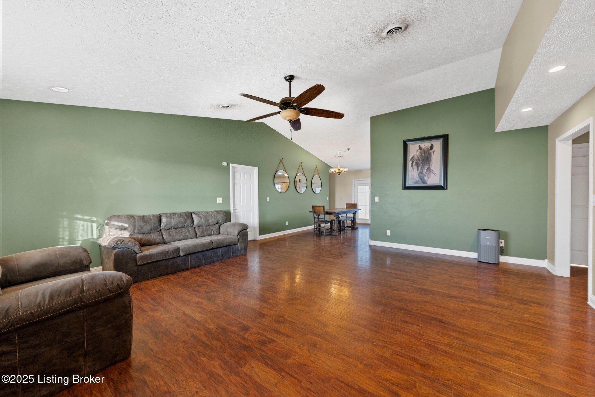 455 Ed Cooke Rd, Smiths Grove, Kentucky image 17