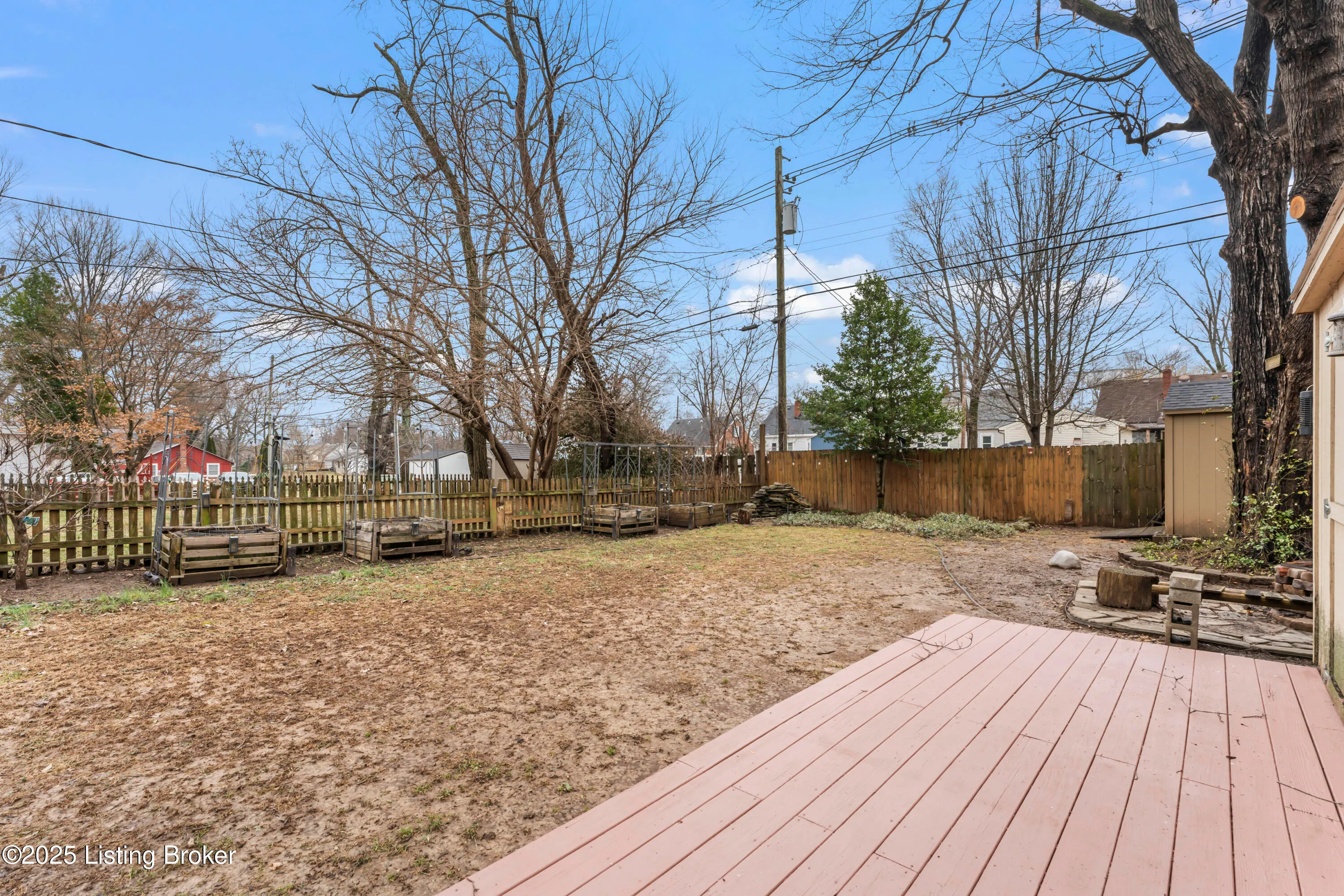 Louisville, Kentucky 40222, United States, 3 Bedrooms Bedrooms, ,2 BathroomsBathrooms,Residential,Active,6863