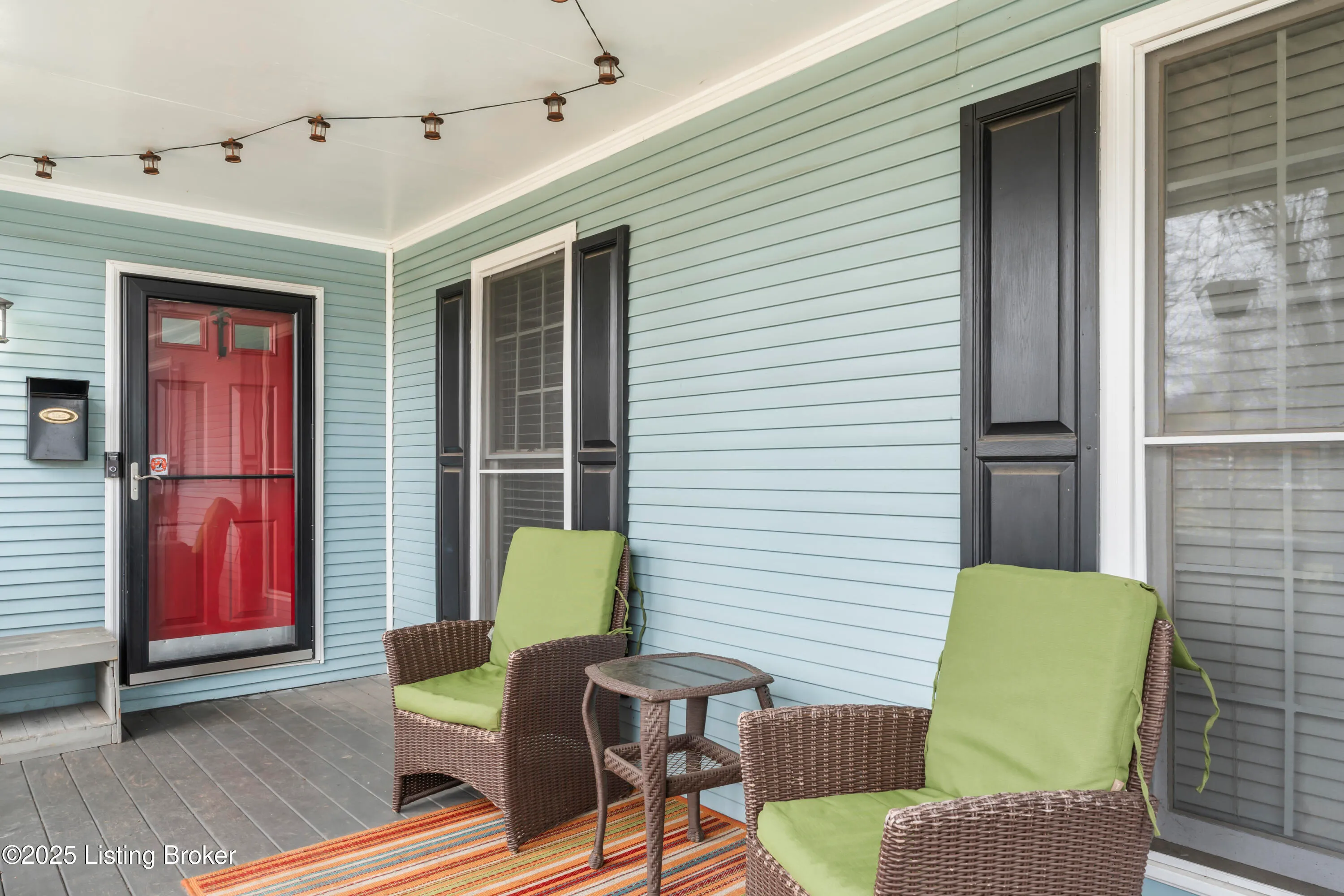 Louisville, Kentucky 40222, United States, 3 Bedrooms Bedrooms, ,2 BathroomsBathrooms,Residential,Active,6863