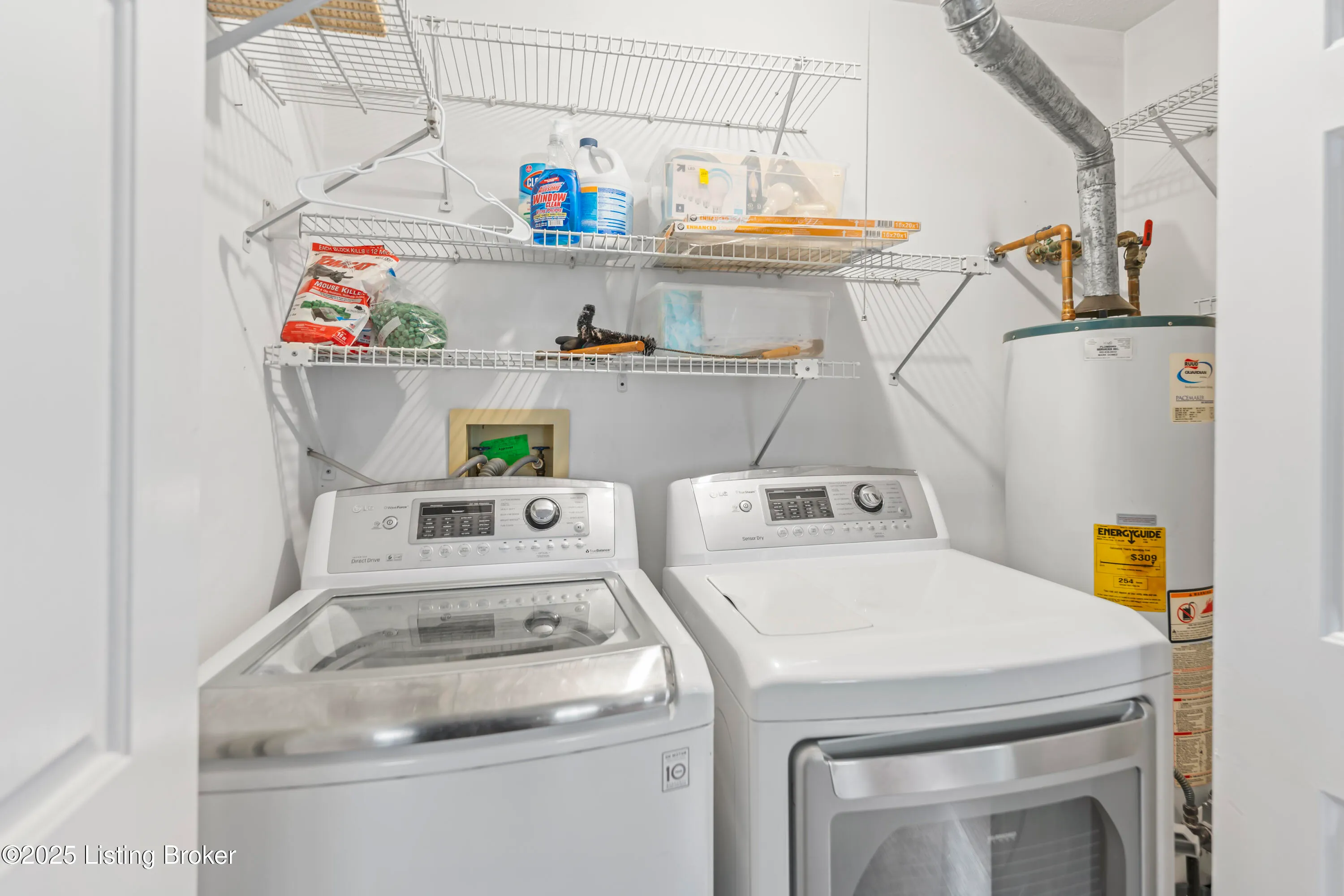 Louisville, Kentucky 40222, United States, 3 Bedrooms Bedrooms, ,2 BathroomsBathrooms,Residential,Active,6863