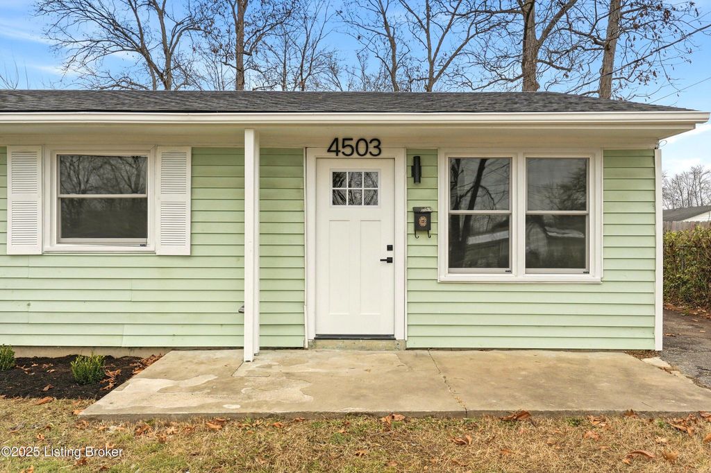 Photo of 4503 Bonita Ct, Louisville, KY 40213 (MLS # 1705492)