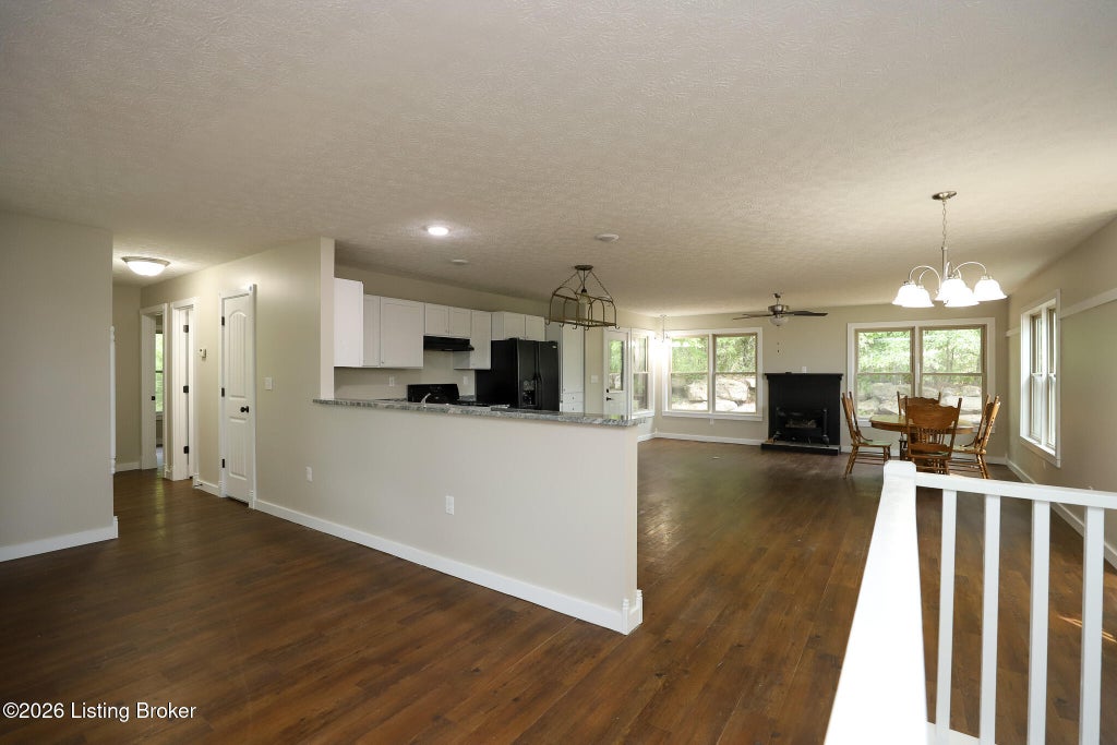 Photo of 384 Schoolside Dr, Brandenburg, KY 40108 (MLS # 1727981)