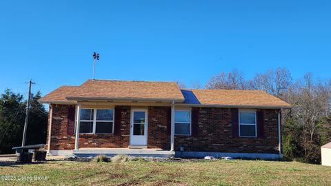Photo of 3013 S Woodland Dr, Radcliff, KY 40160 (MLS # 1704364)