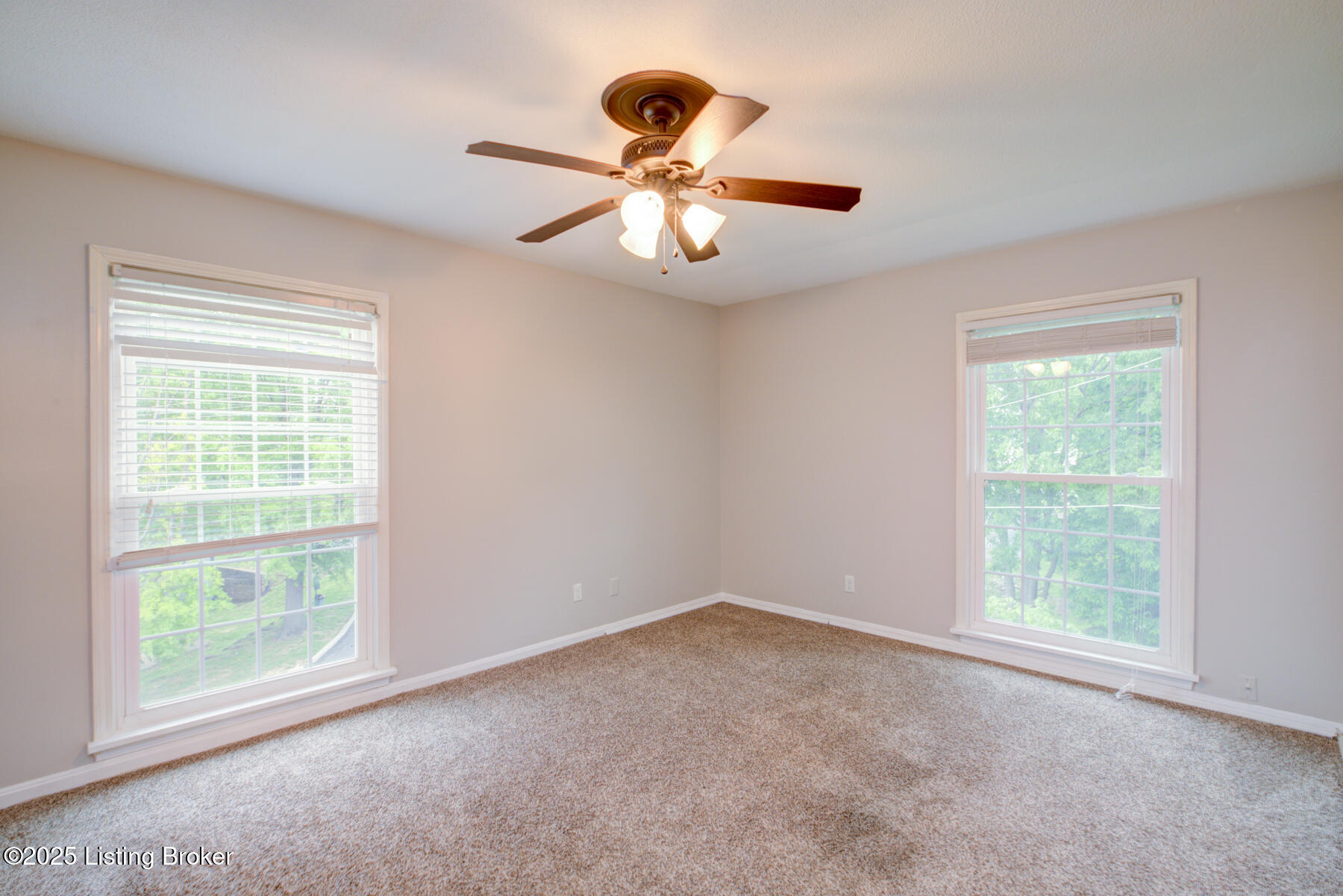 108 Highwood Dr, Louisville, Pennsylvania image 16