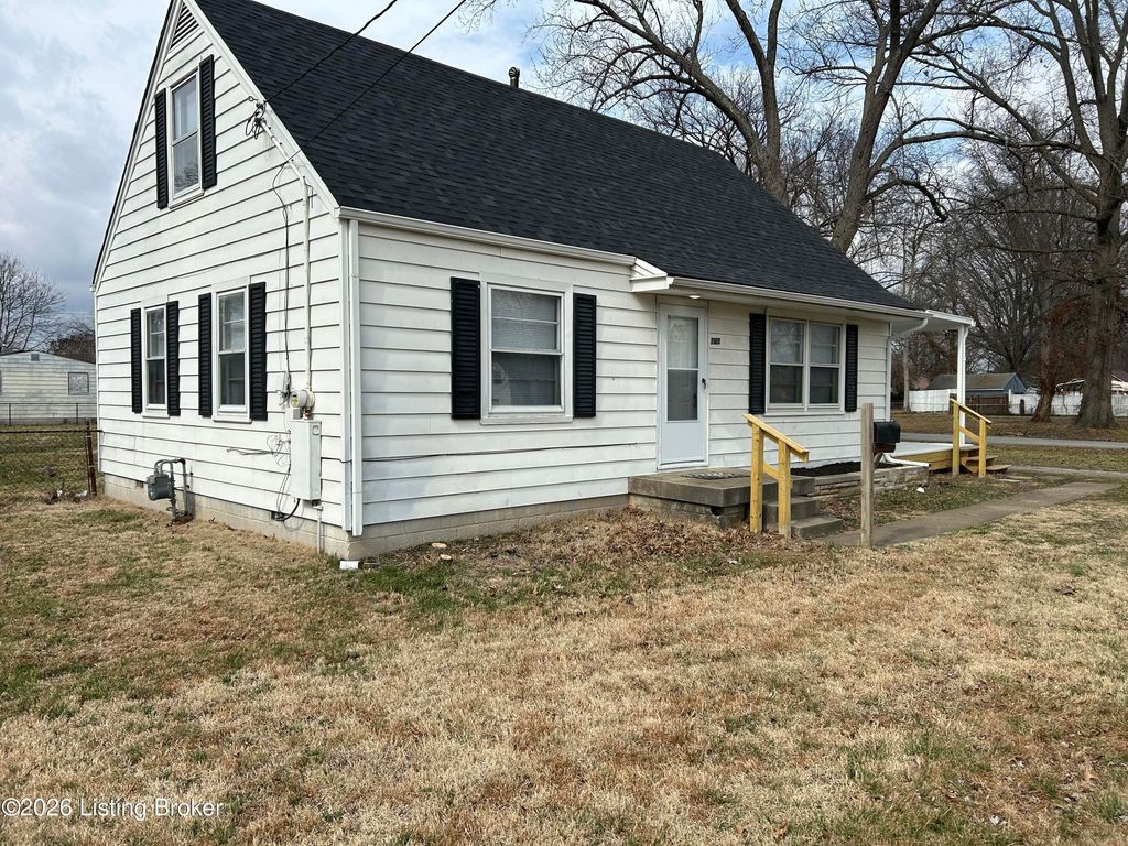 Photo of 7100 Daisy Ave, Louisville, KY 40258 (MLS # 1709367)