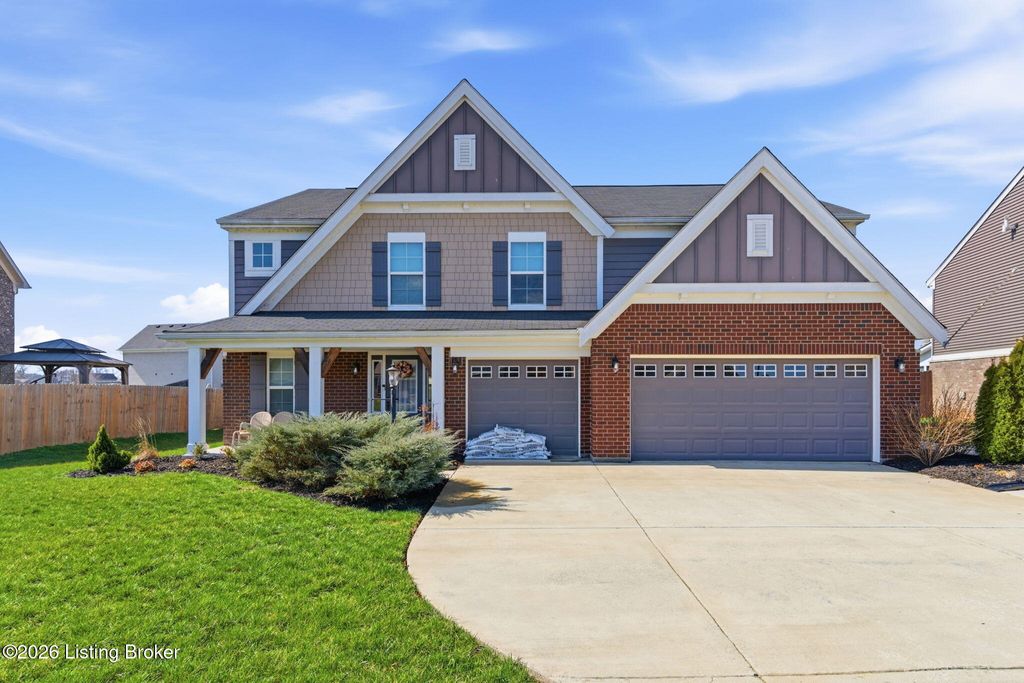 Photo of 405 Mallard Lake Blvd, Shepherdsville, KY 40165 (MLS # 1711170)