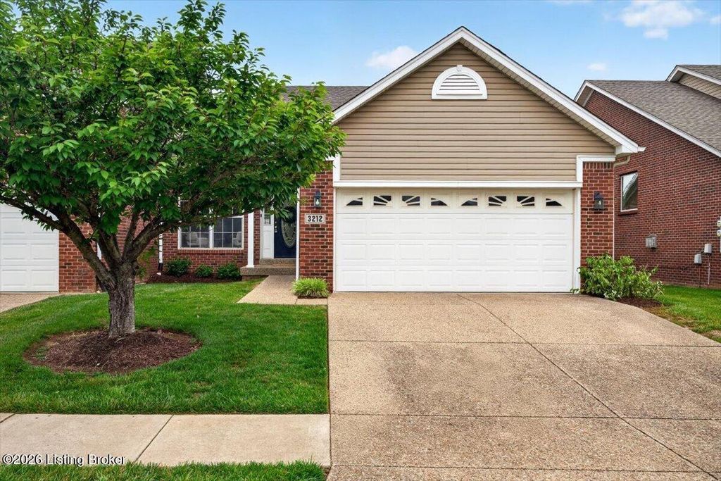 Photo of 3212 Stony Farm Dr, Jeffersontown, KY 40299 (MLS # 1716200)