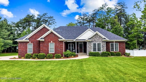 Homes For Sale - 166 Blakenrod Blvd<br/> Coxs Creek, KY 40013