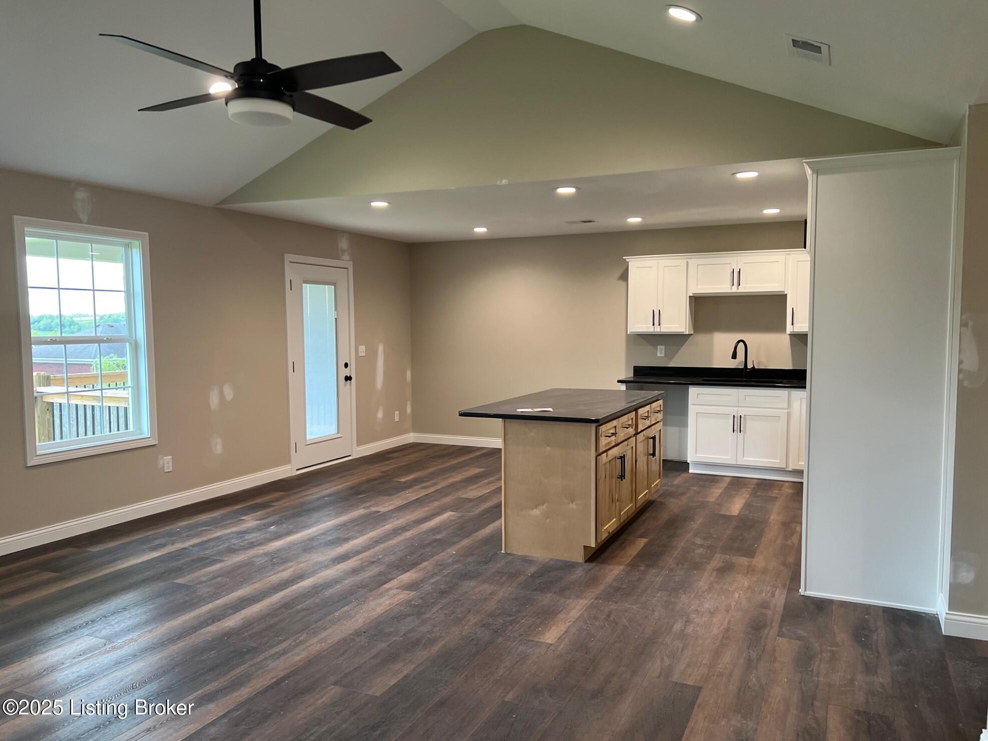106 New Orleans Ct, Taylorsville, Pennsylvania image 5