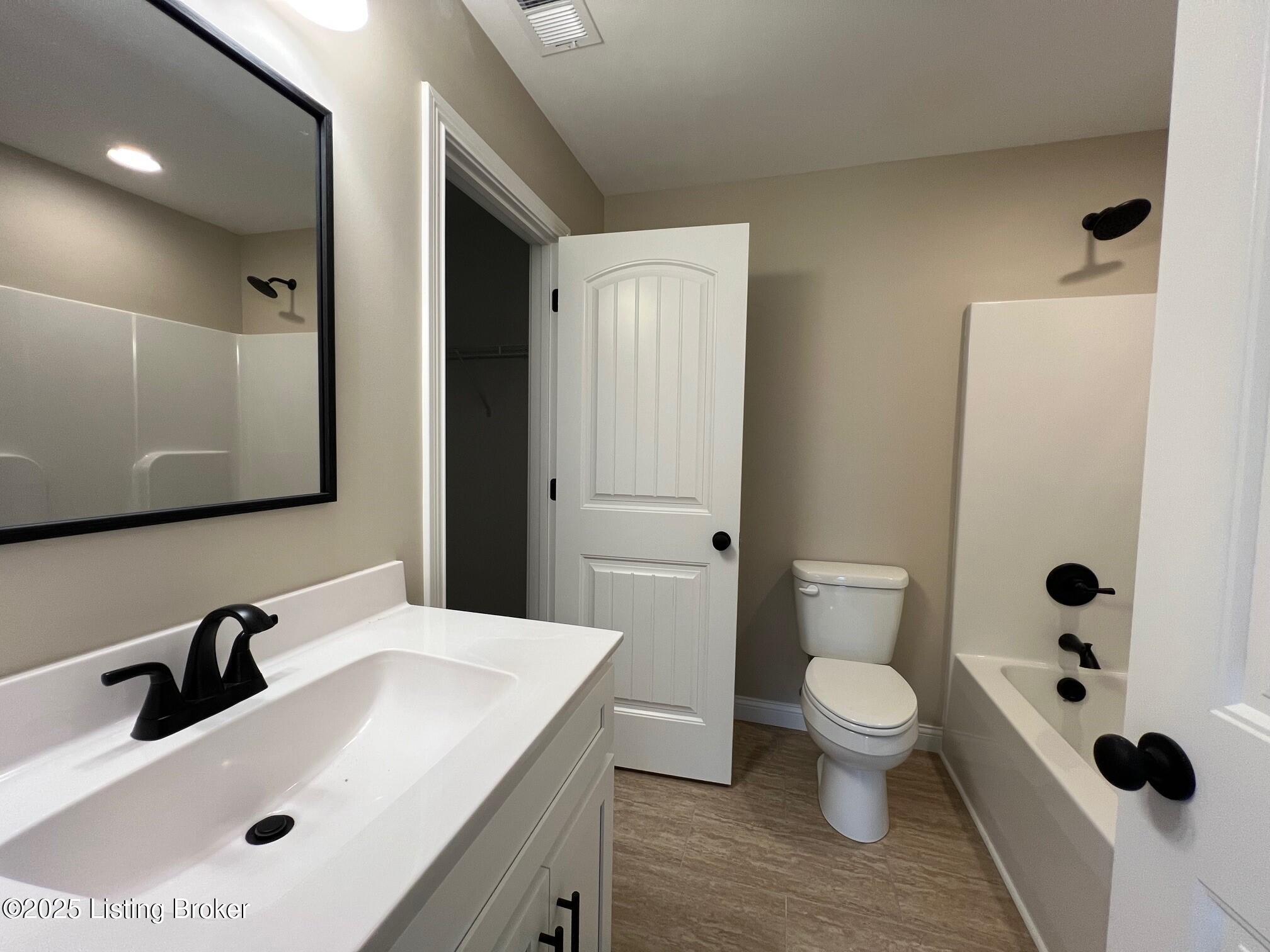106 New Orleans Ct, Taylorsville, Pennsylvania image 10