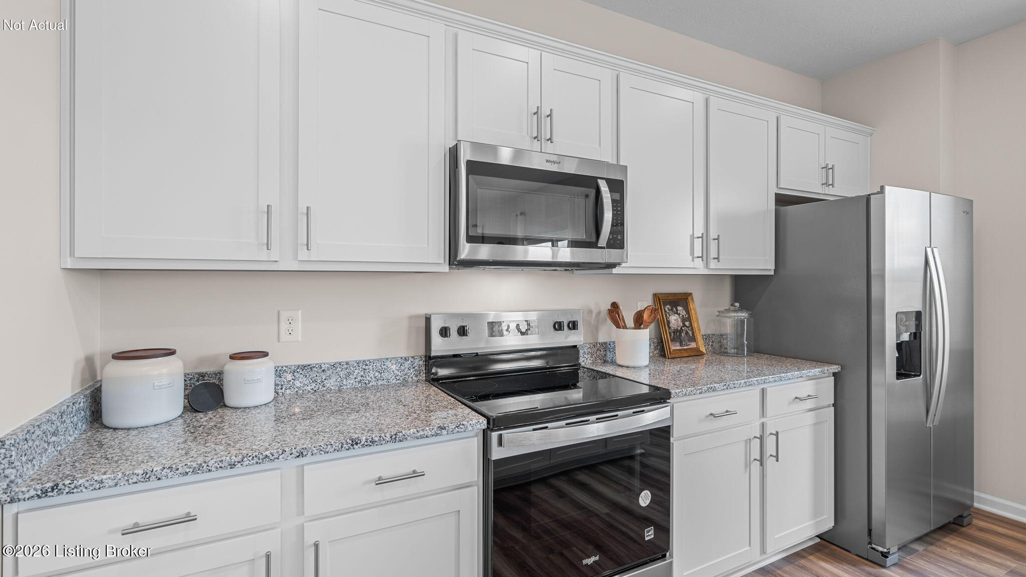 1008 Hunter Ct