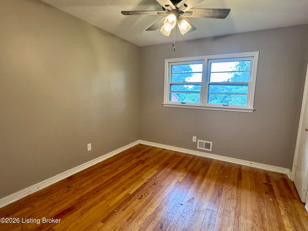 Photo of 7305 Meadow Rd, Crestwood, KY 40014 (MLS # 1723349)