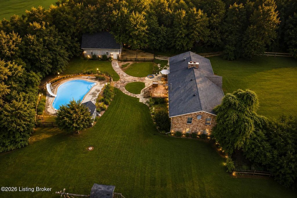 Photo of 1100 Pappy Cecil Ln, Bardstown, KY 40004 (MLS # 1723934)