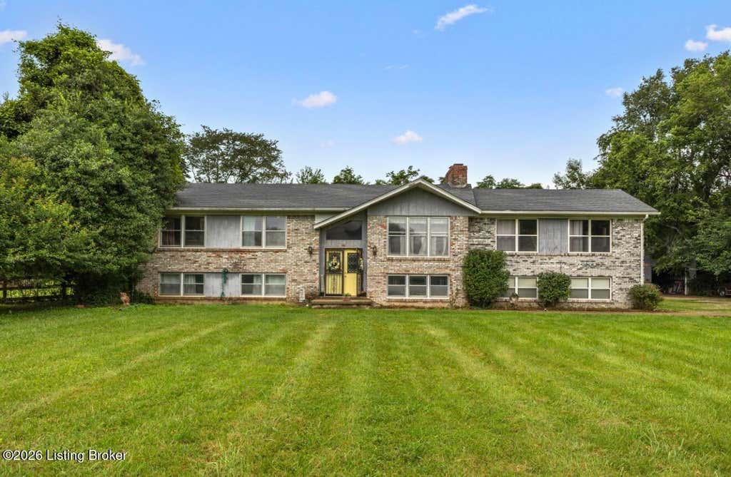 Photo of 1100 Pappy Cecil Ln, Bardstown, KY 40004 (MLS # 1723934)