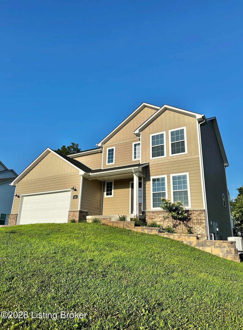 Photo of 305 Butterfield Dr, Elizabethtown, KY 42701 (MLS # 1722084)