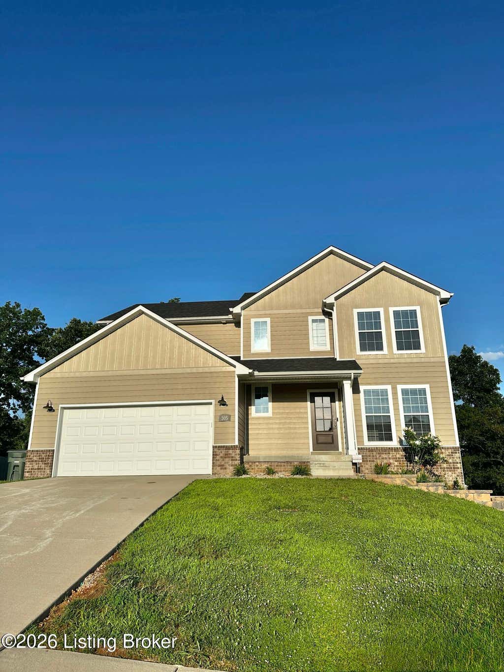 Photo of 305 Butterfield Dr, Elizabethtown, KY 42701 (MLS # 1722084)