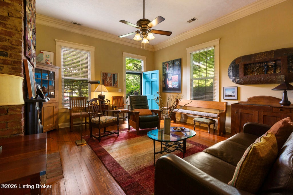 Photo of 1210 Rogers St, Louisville, KY 40204 (MLS # 1721469)