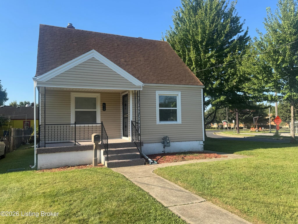 Photo of 618 Montana Ave, Louisville, KY 40208 (MLS # 1727778)