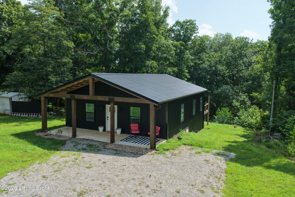 Photo of 415 Indian Ridge Rd, Falls Of Rough, KY 40119 (MLS # 1722086)