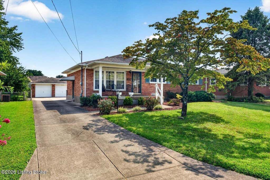 Photo of 7306 Lorenzo Ln, Louisville, KY 40228 (MLS # 1727446)