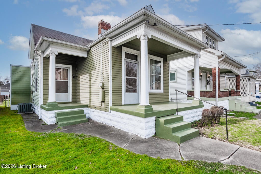 Photo of 3418 W Muhammad Ali Blvd, Louisville, KY 40212 (MLS # 1723135)