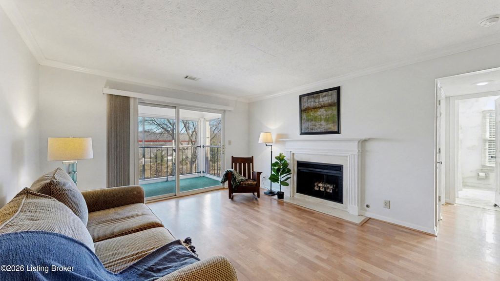 Photo of 1109 Donard Park Ave, Louisville, KY 40218 (MLS # 1707200)