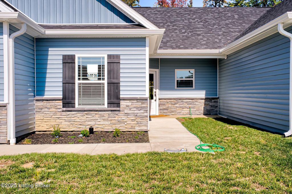 Photo of Lot 28 Brookley Place, Louisville, KY 40229 (MLS # 1700639)