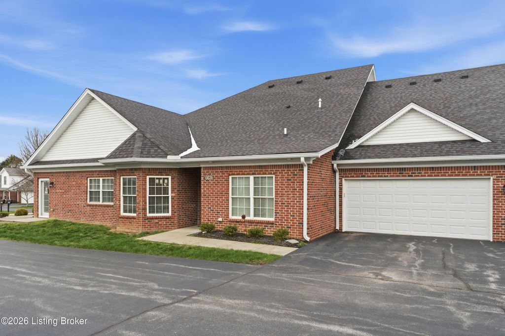 Photo of 10036 Vista Springs Way, Louisville, KY 40291 (MLS # 1711896)