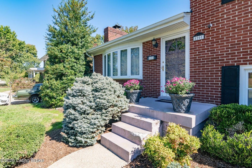 Photo of 8201 Terry Rd, Louisville, KY 40258 (MLS # 1731489)