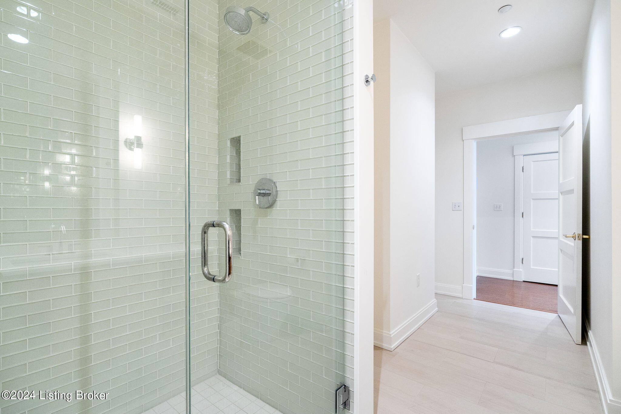 222 E Witherspoon St #904, Louisville, Kentucky image 25