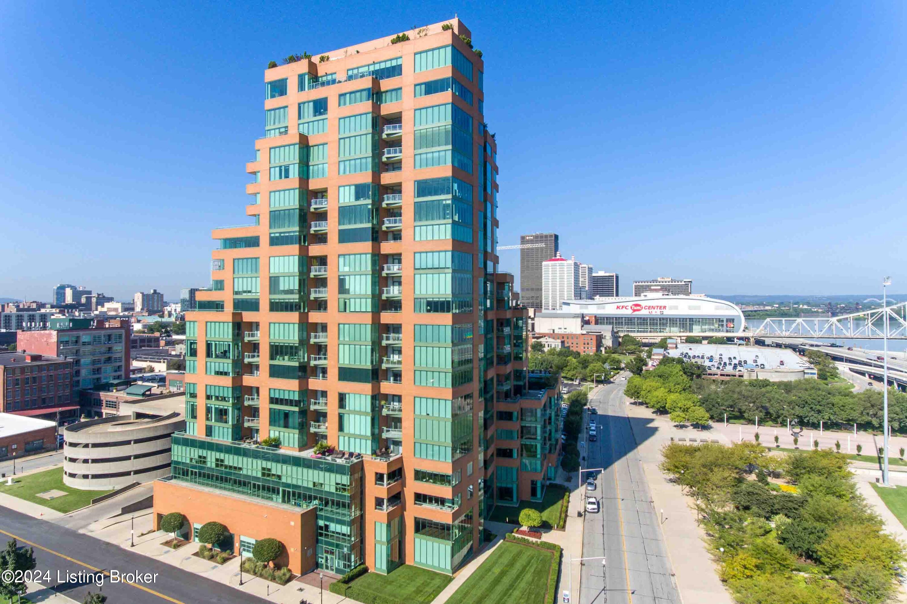 222 E Witherspoon St #904, Louisville, Kentucky image 30