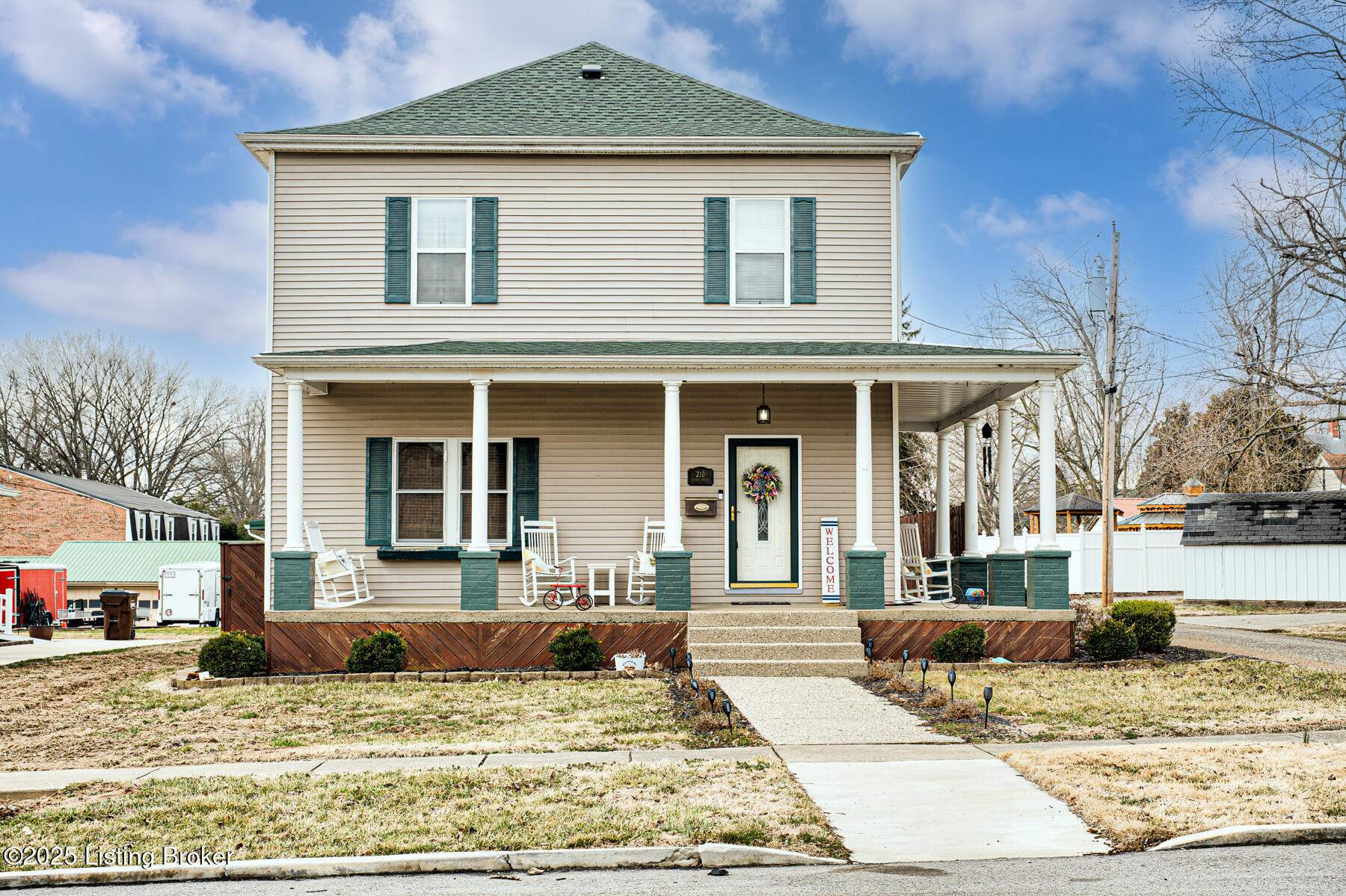 210 9th St, Carrollton, Kentucky image 2